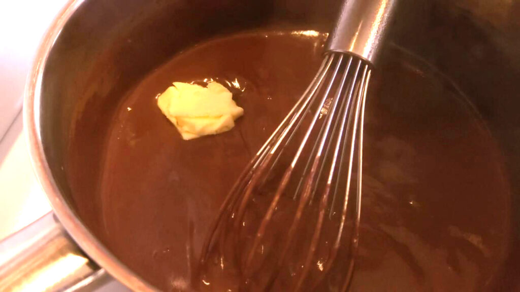 How to make chocolate pudding: add butter